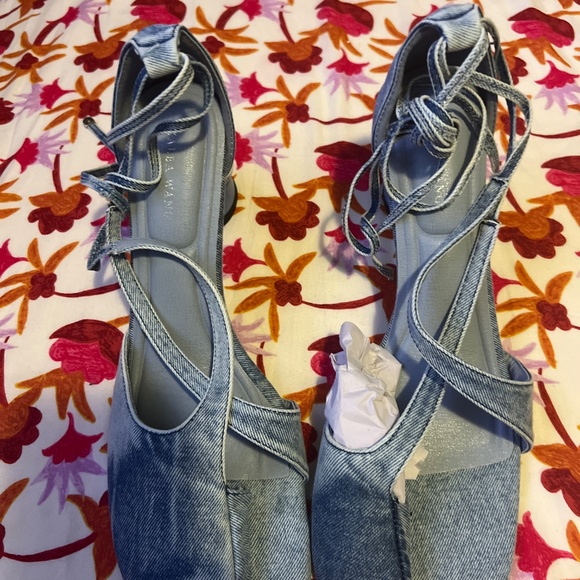 AKIRA AZALEA WANG BUIKY DENIM PUMP Size 1111 - Picture 2 of 4